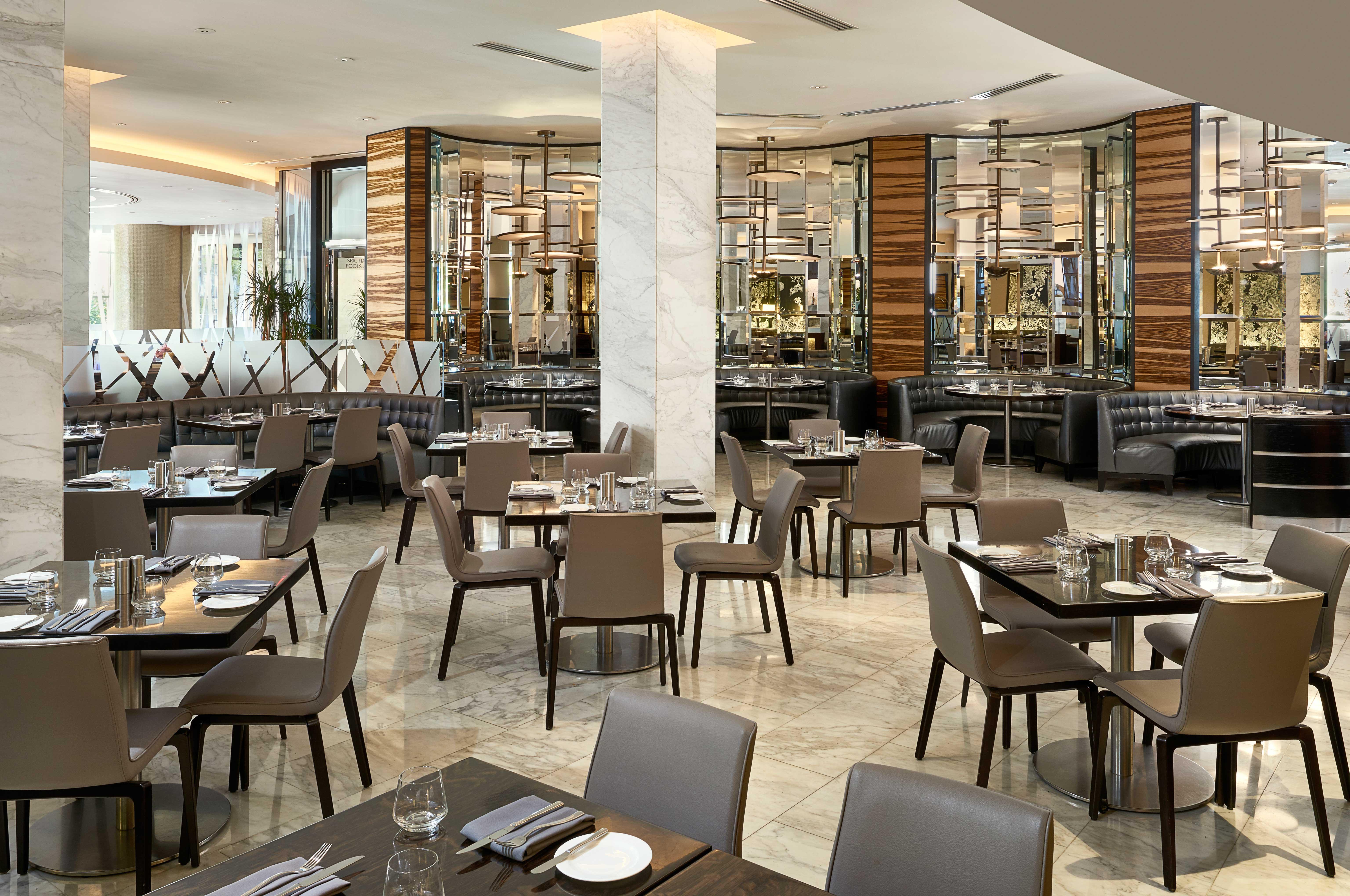 퐁텐블로 마이애미 비치 호텔 외부 사진 The restaurant
