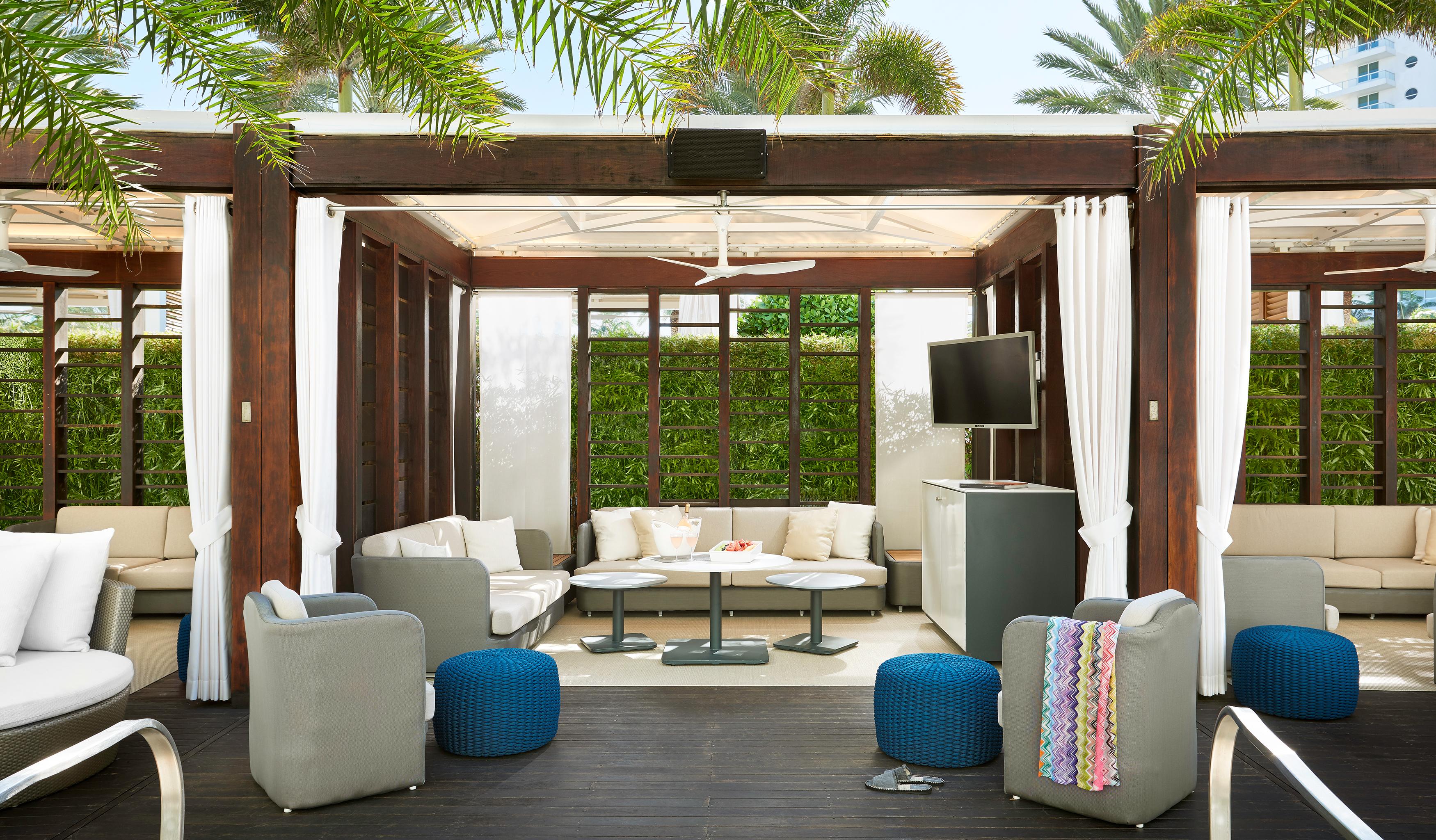 퐁텐블로 마이애미 비치 호텔 외부 사진 Cabana at the Fontainebleau